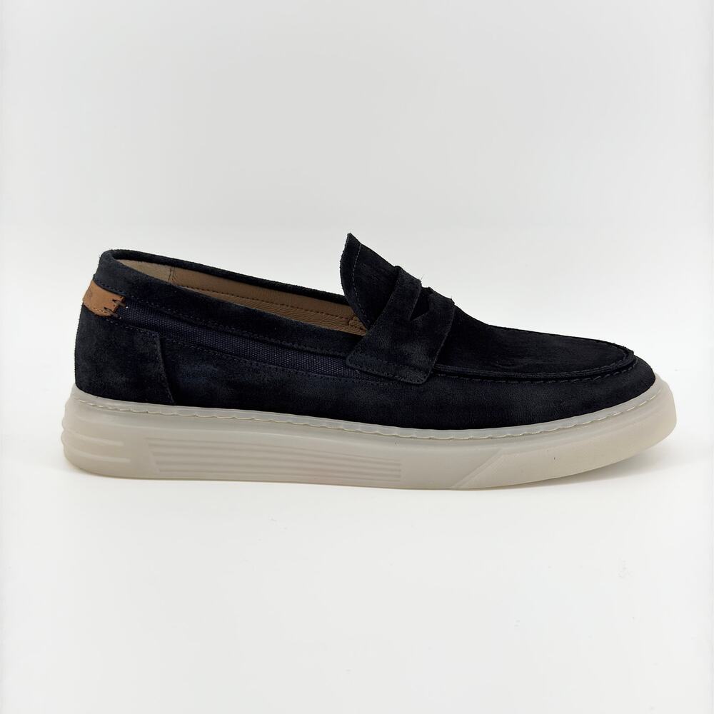 Bull Boxer Men’s Size 10 Navy Suede Loafers Handmade in Portugal Euro Size 43